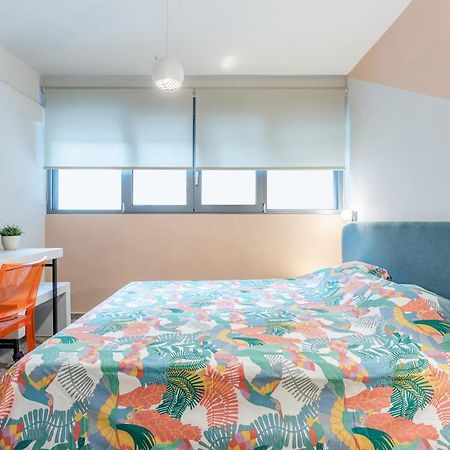 Pop Art Homm In Groovy Koukaki Appartement Athene Buitenkant foto