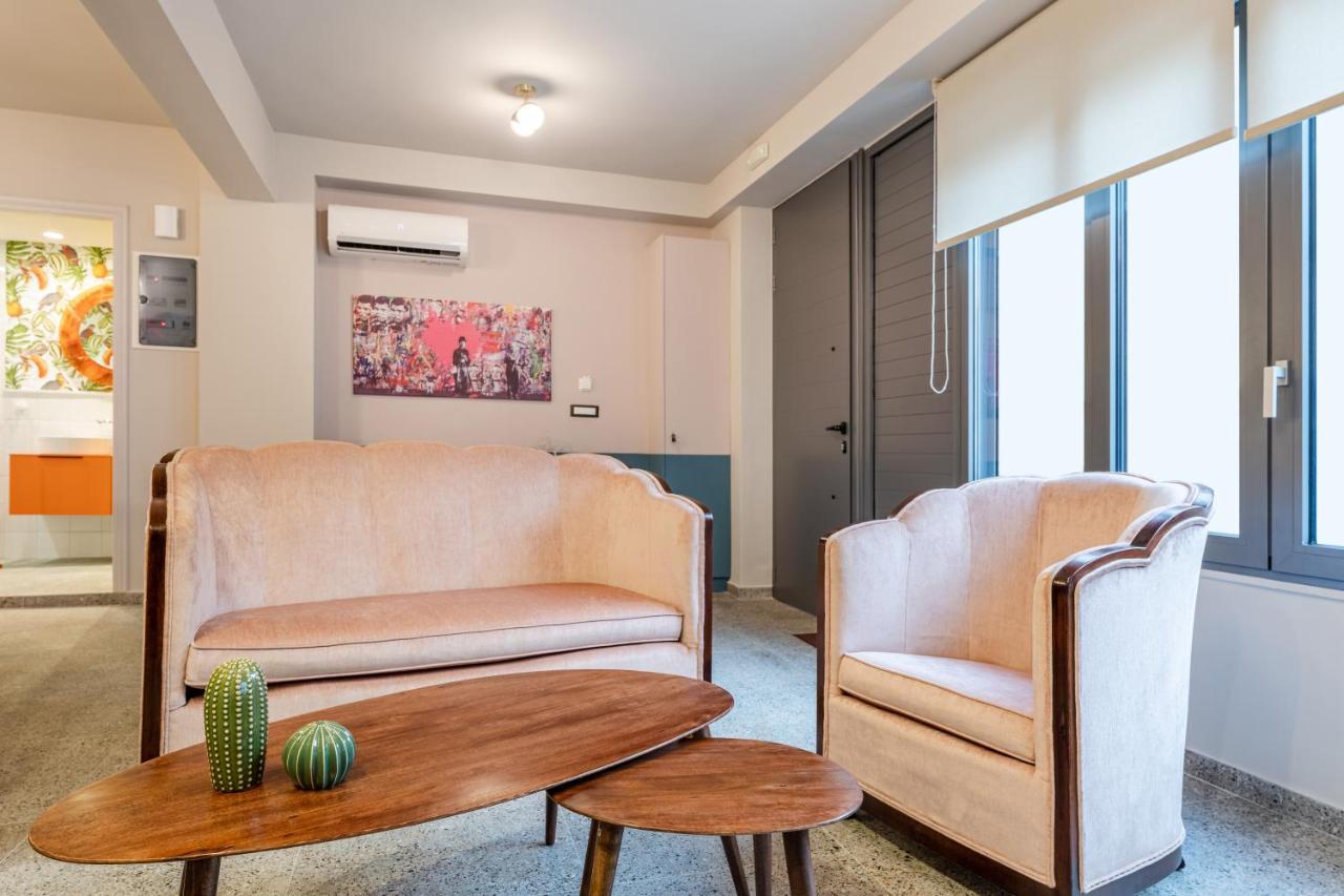 Pop Art Homm In Groovy Koukaki Appartement Athene Buitenkant foto